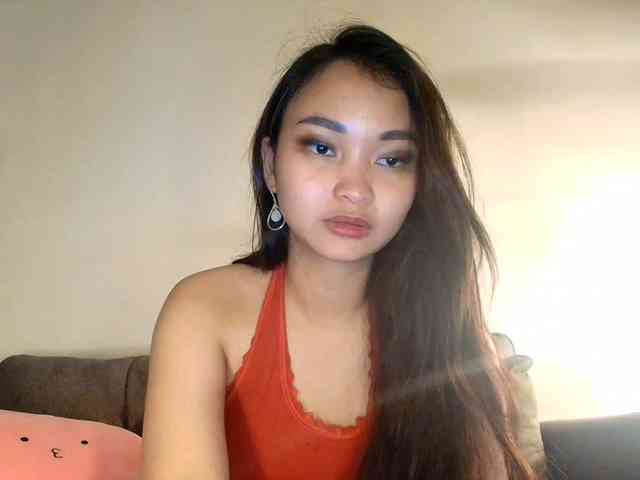RozyElle webcam