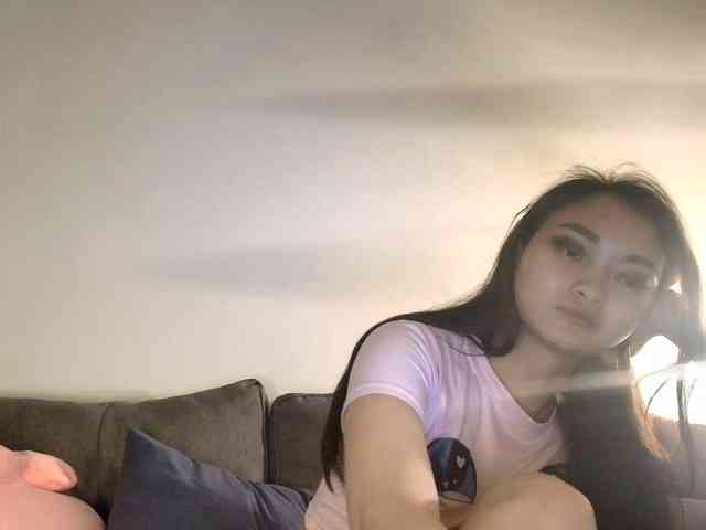 RozyElle webcam