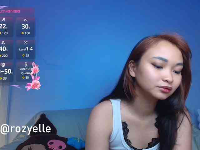 RozyElle webcam