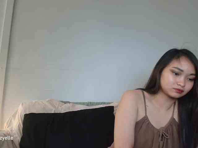 RozyElle webcam