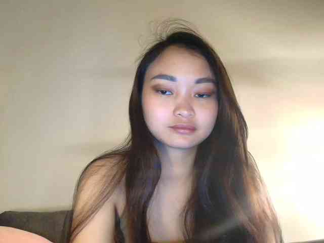 RozyElle webcam