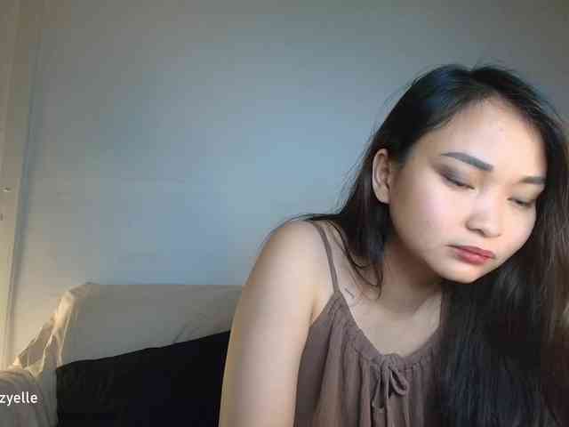 RozyElle webcam