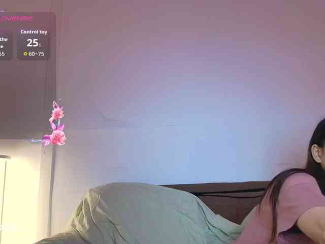 RozyElle webcam