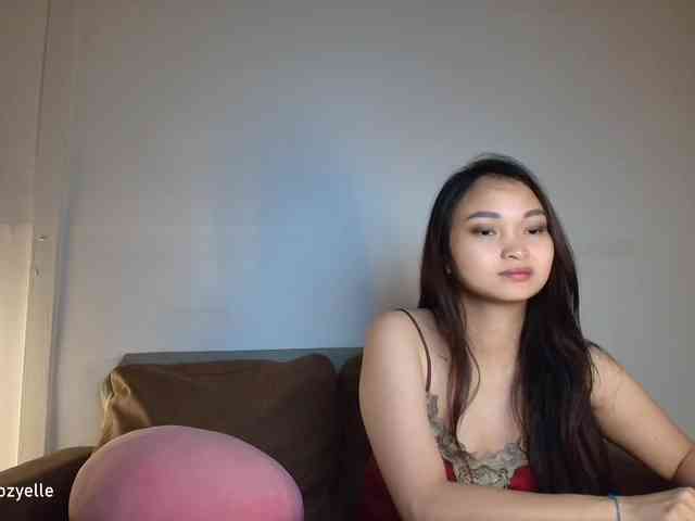 RozyElle webcam