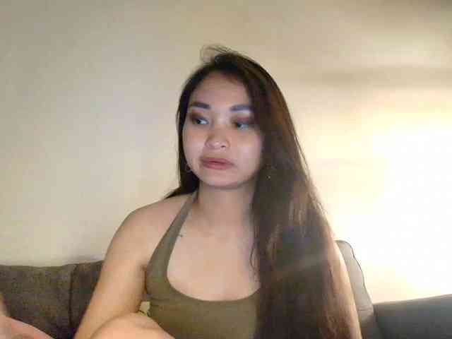 RozyElle webcam