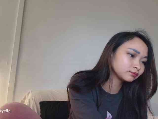 RozyElle webcam