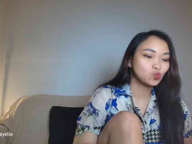 RozyElle webcam