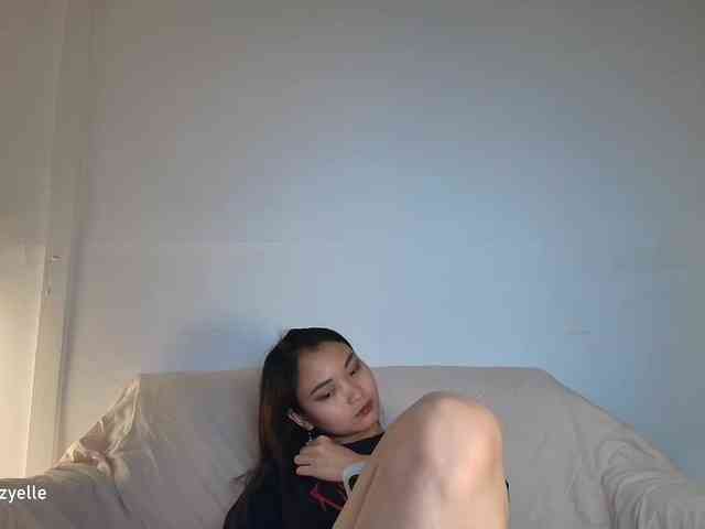 RozyElle webcam