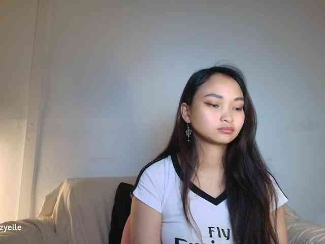 RozyElle webcam