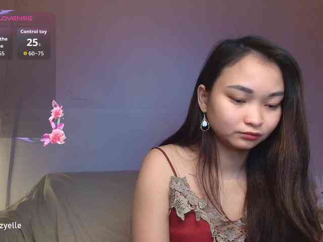 RozyElle webcam