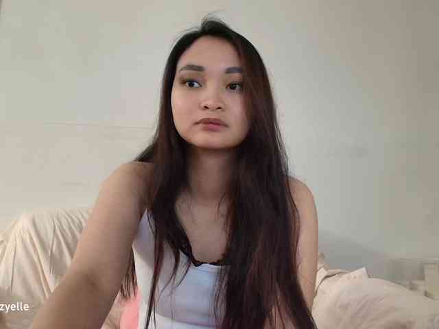 RozyElle webcam