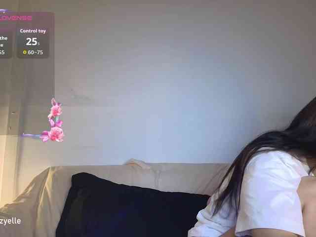 RozyElle webcam