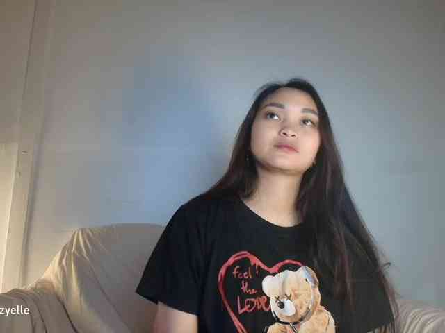 RozyElle webcam