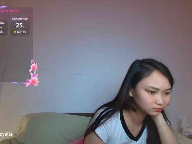 RozyElle webcam