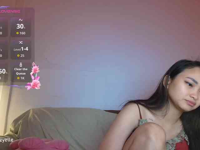 RozyElle webcam