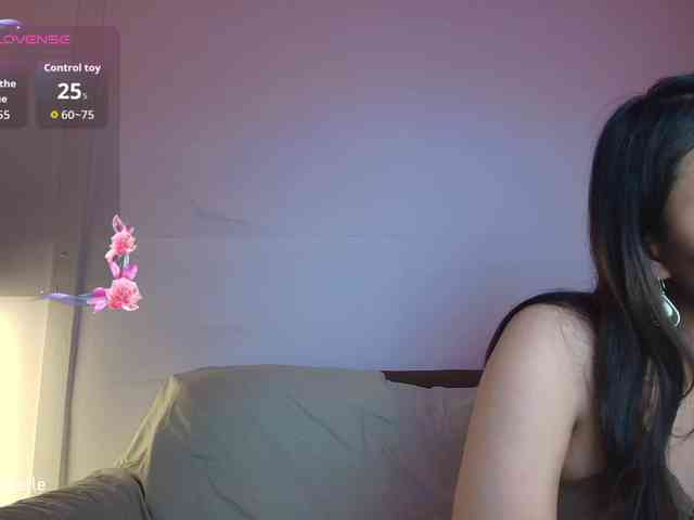 RozyElle webcam