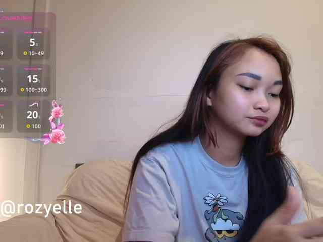 RozyElle webcam