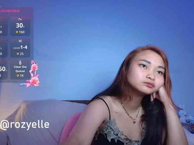 RozyElle webcam