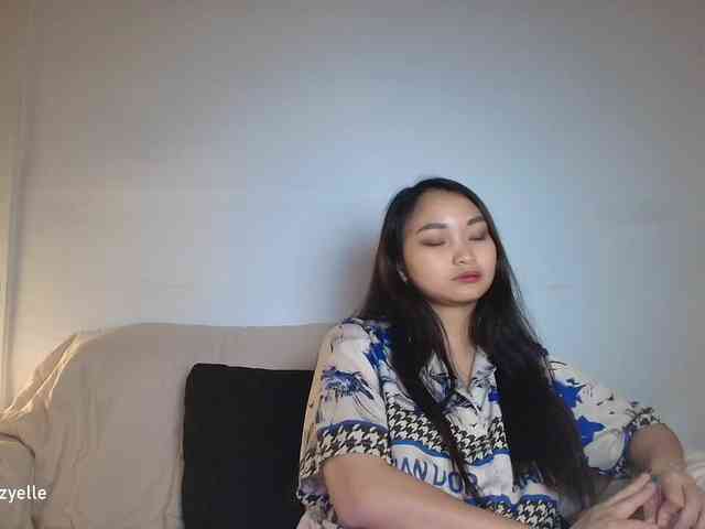 RozyElle webcam
