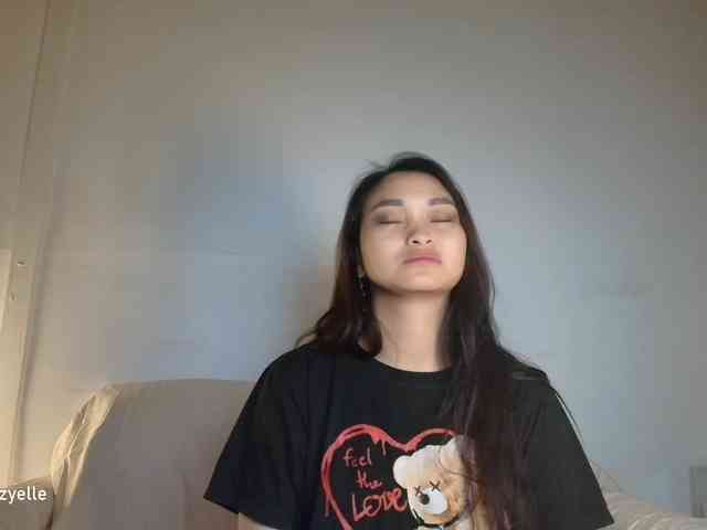 RozyElle webcam