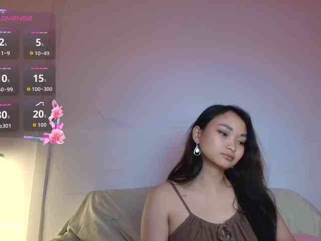 RozyElle webcam