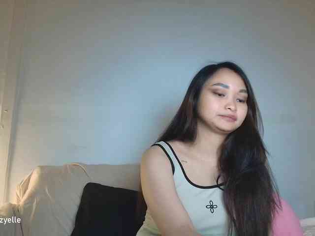 RozyElle webcam