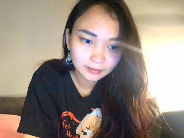 RozyElle webcam