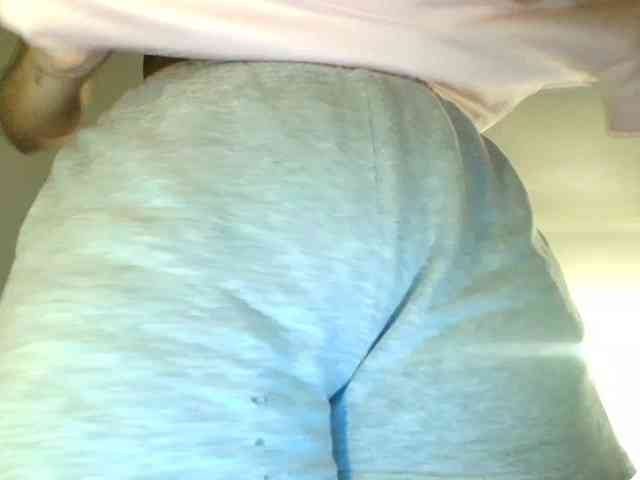 RozyElle webcam