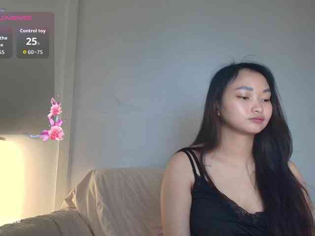 RozyElle webcam