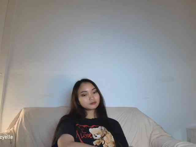 RozyElle webcam