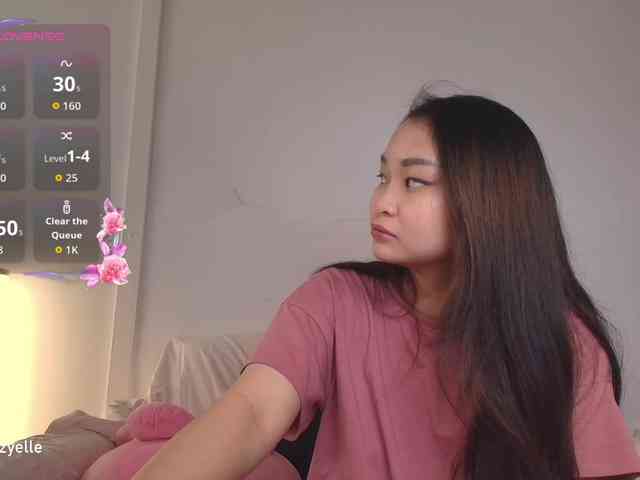 RozyElle webcam