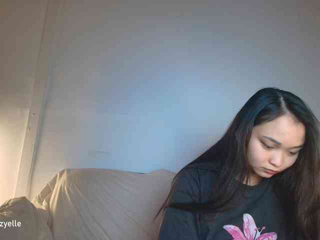 RozyElle webcam