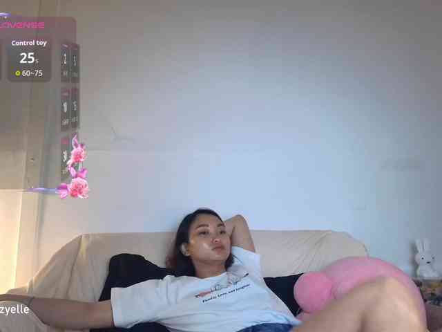RozyElle webcam