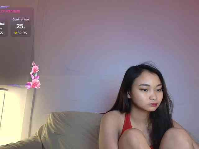 RozyElle webcam