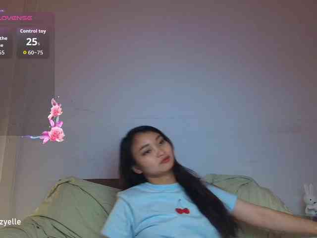 RozyElle webcam