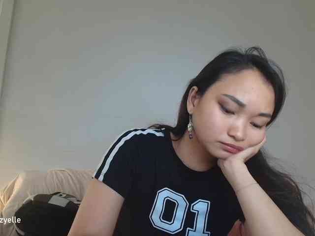 RozyElle webcam