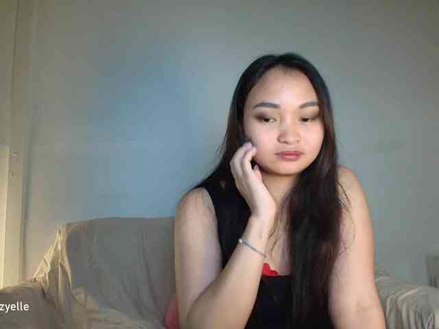 RozyElle webcam