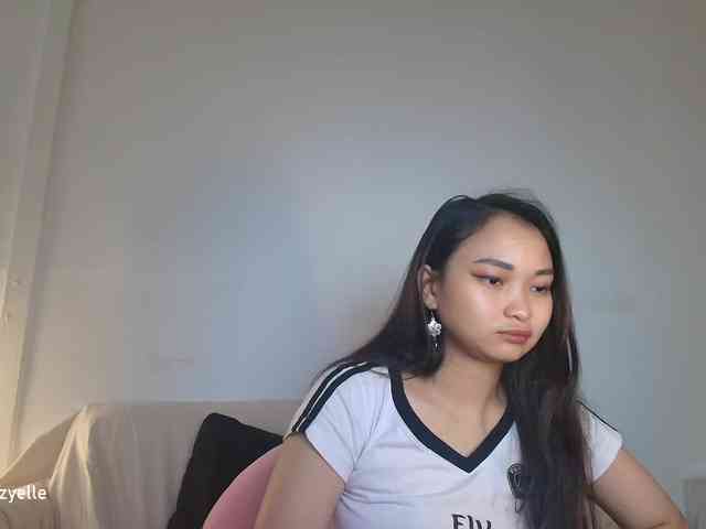 RozyElle webcam