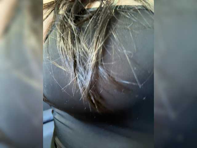 Fari1206's BongaCams show and profile