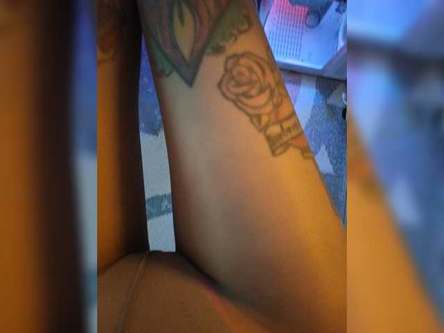 Marussiaa live cam on BongaCams
