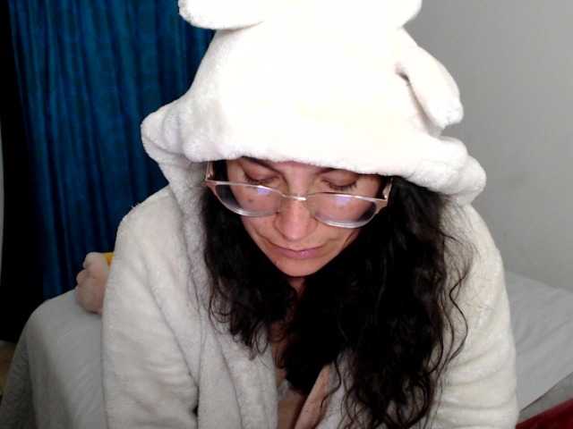 Ivannacrazy1 live cam on BongaCams
