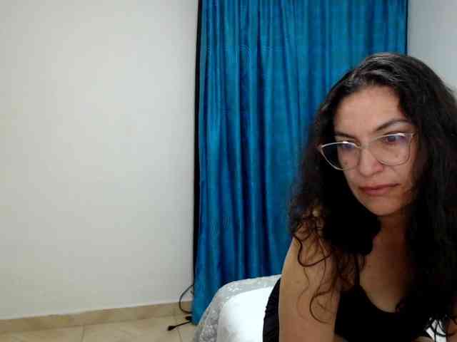 Ivannacrazy1 webcam