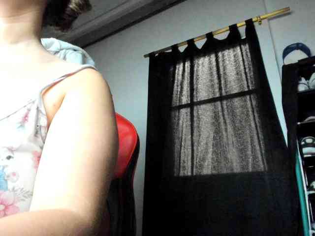 LauuuG webcam