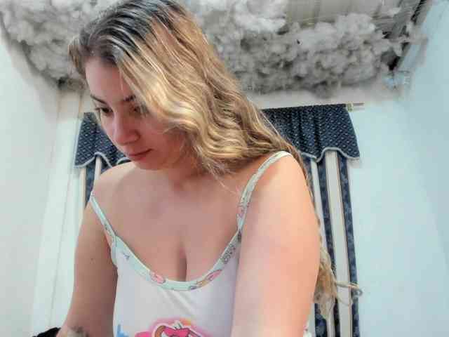 LauuuG webcam