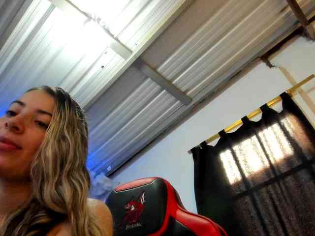 LauuuG webcam