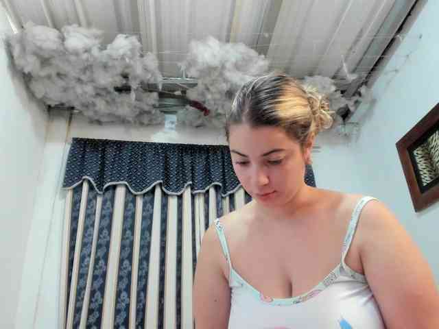 LauuuG webcam