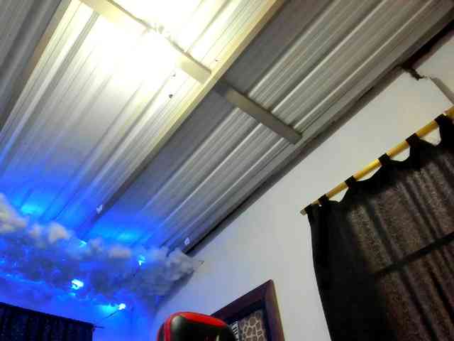 LauuuG webcam