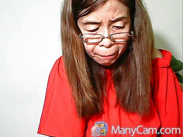 Ellie05 live cam on BongaCams