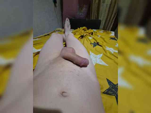 SkinnyGothWBigDick