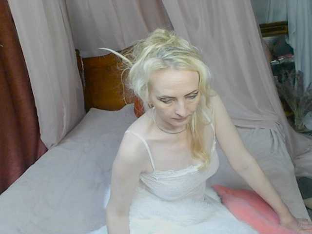 KatrinExcite live cam preview